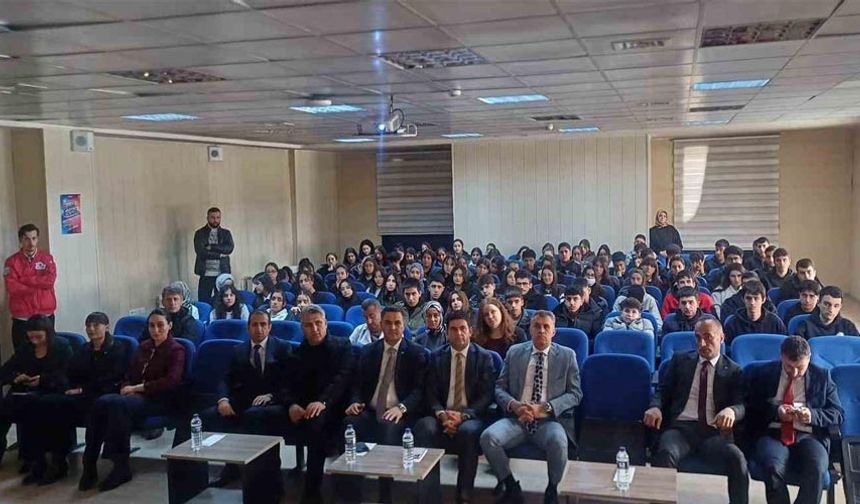 Hakkari’de gençler teknolojiyle buluşuyor