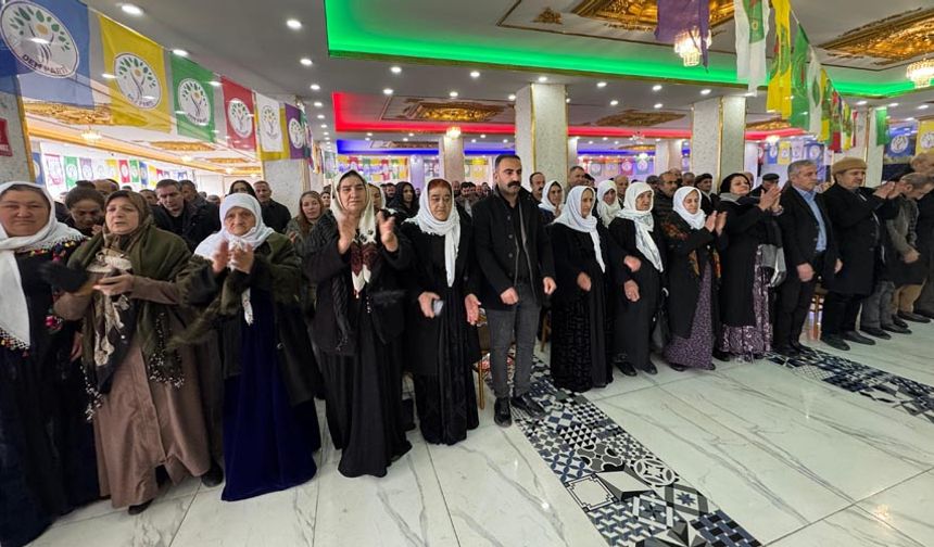 DEM Parti'den Yüksekova'da halk toplantısı