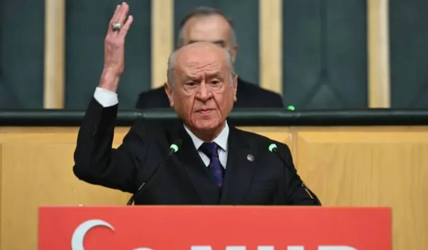 Bahçeli'den kayyum açıklaması : İki Ahmet'in makamlarına oturması sağlanmalı