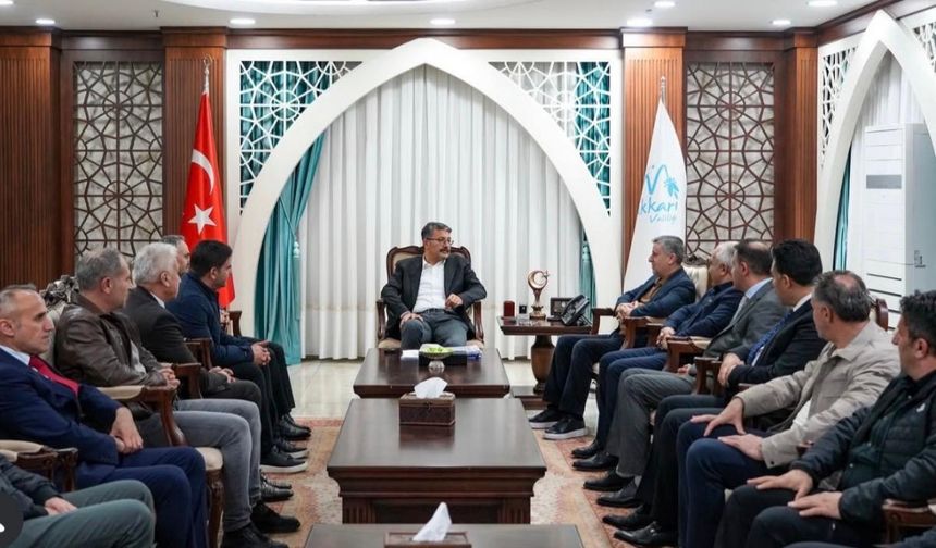 Kurum Müdürlerinden Vali Ali Çelik’e Veda Ziyareti