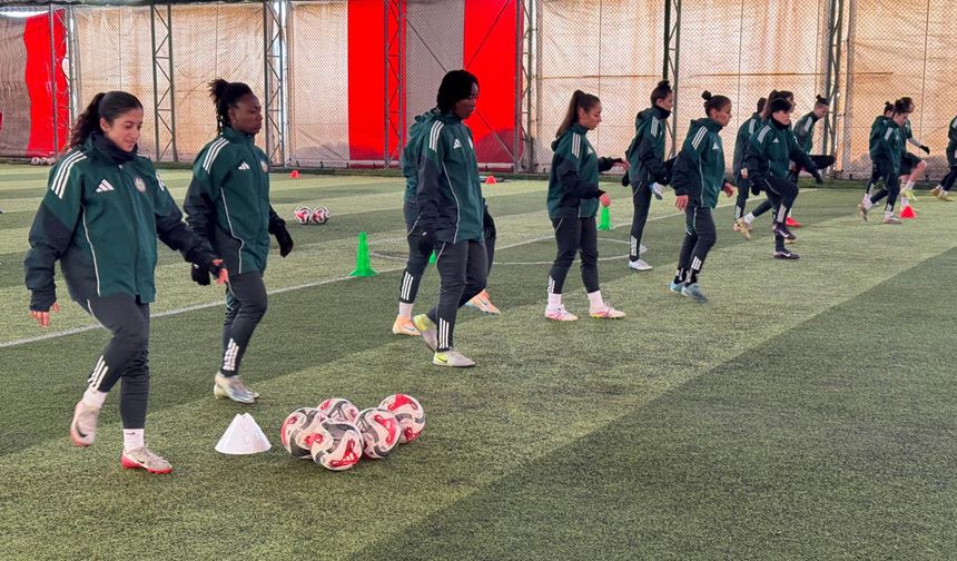 Yüksekova Spor’dan 7 futbolcu milli takımlara davet edildi