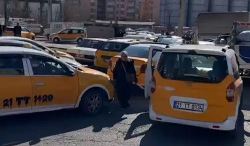 Taksicilerin güncellenen zam kuyruğu