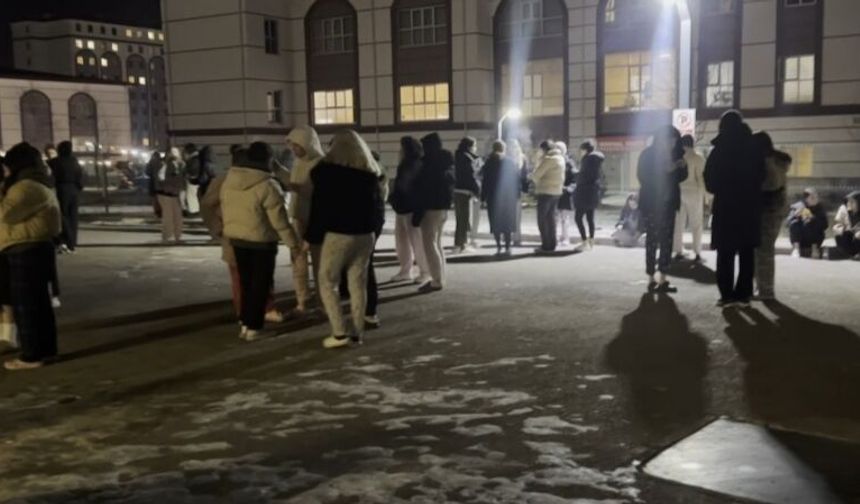 Tokat'ta şiddetli deprem; Eğitime 1 gün ara verildi