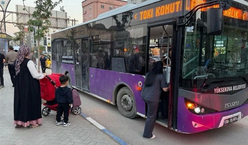 Yüksekova’da Bayramın İlk Günü Toplu Taşıma Ücretsiz
