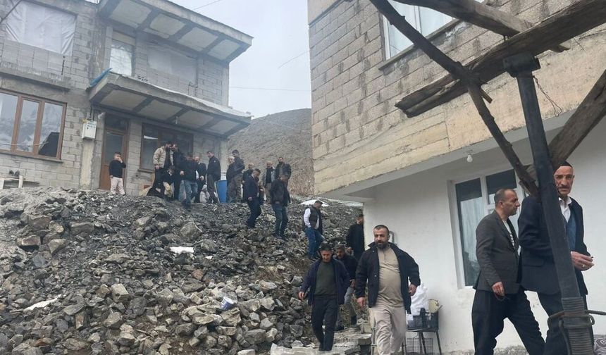 Hakkâri’de Asırlık Bayram Geleneği Yaşatılıyor