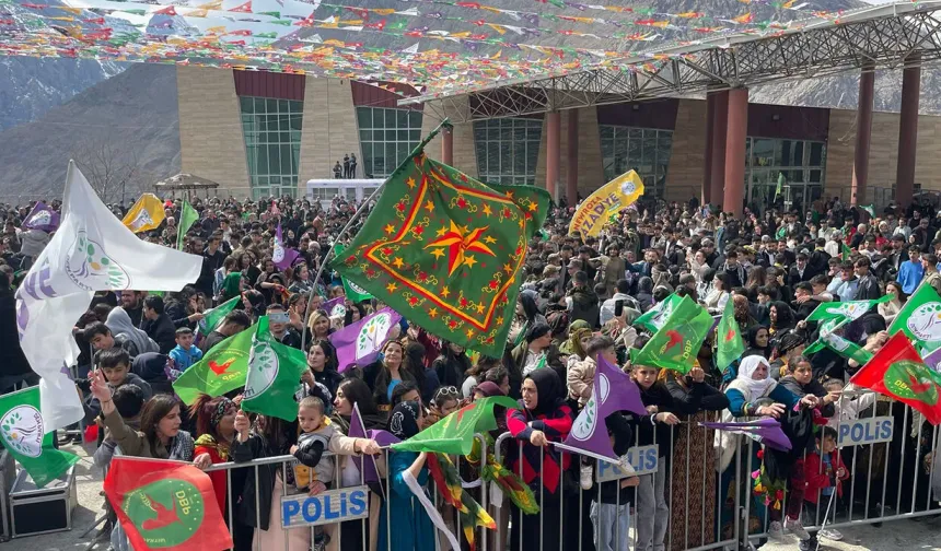 Hakkari Newrozu Ertelendi