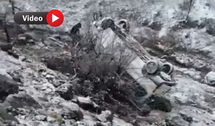 Derecik'te kaza: 3 kişi yaralandı