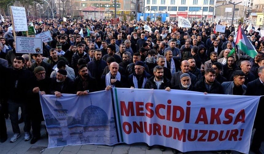 Van’daki STK’lardan İsrail’e karşı ortak tepki