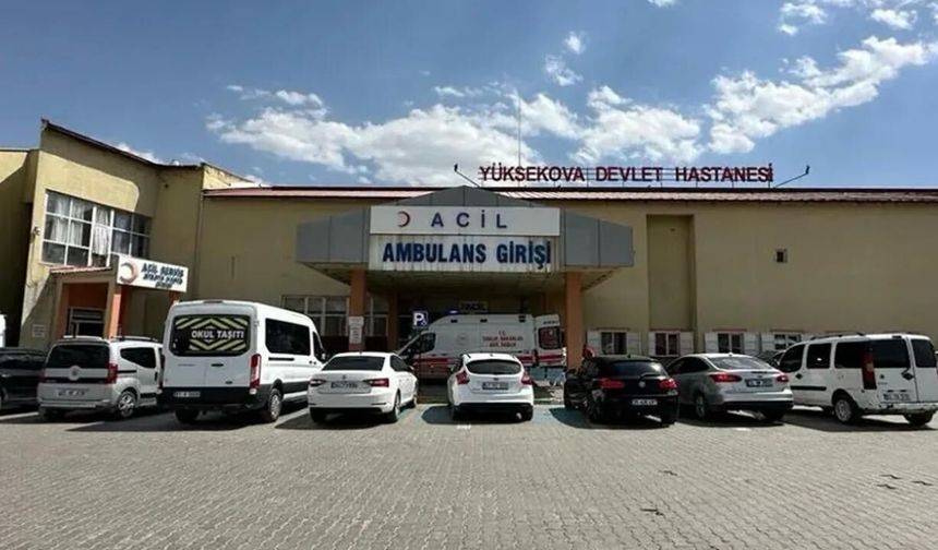Yüksekova’da trafik kazası :4 Yaralı