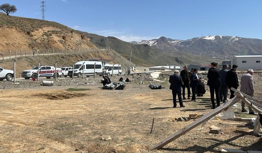 Hakkari-Van karayolu ulaşıma açıldı