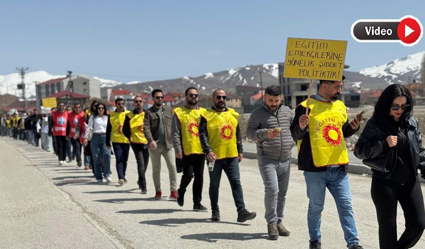 Yüksekova’da Eğitimciler Ayakta:  Şiddete Karşı İnsan Zinciri Kuruldu