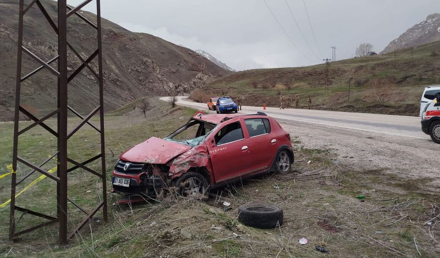 Yüksekova–Van Karayolunda Feci Kaza: 1 Ölü, 1 Ağır Yaralı