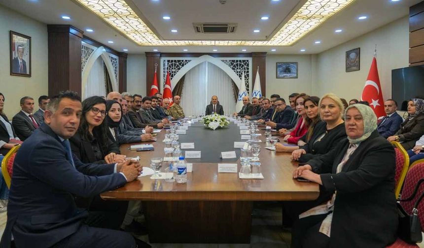 Hakkâri’de “Kadına Yönelik Şiddetle Mücadele” Toplantısı