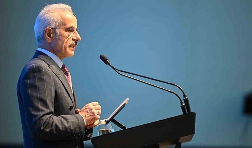 Uraloğlu: "81 ilimizde kademeli olarak hizmete aldığımız 5G ile ilk günden yaklaşık 21 milyon abone buluştu"