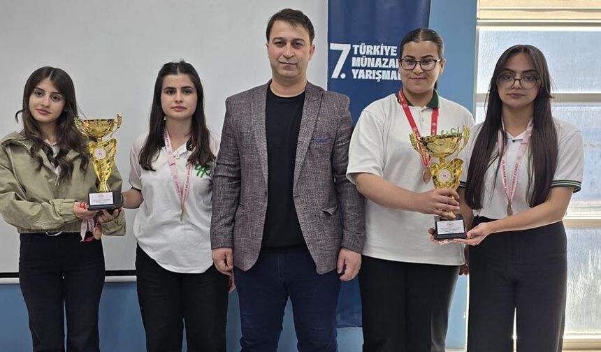 Yüksekova Fen Lisesi, Hakkâri İl Birincisi Oldu