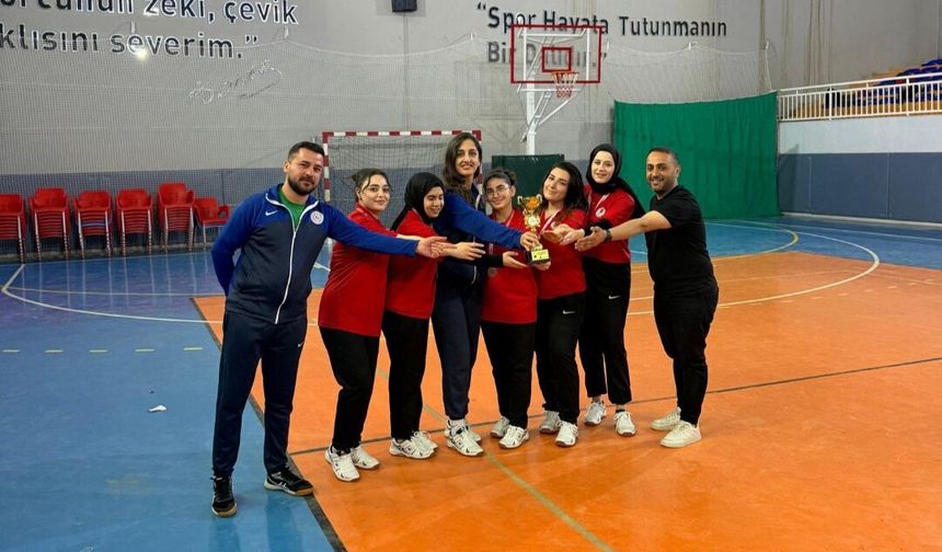 Batman’daki YurtLig’te Hakkari Rüzgârı: Afife Yurdu Öğrencileri 3’üncü Oldu