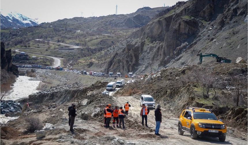 Hakkâri Valiliği’nden Van-Hakkari Karayolu İçin Hava Uyarısı