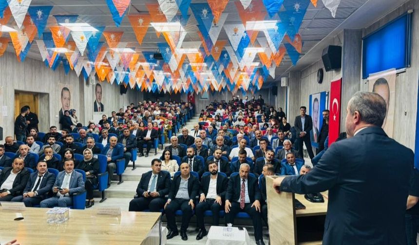 AK Parti Hakkâri’de Teşkilat Toplantısı Düzenlendi