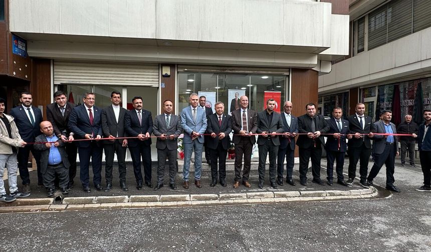 Yüksekova’da Devlet Memurları Konfederasyonu’nun Hizmet Ofisi Açıldı