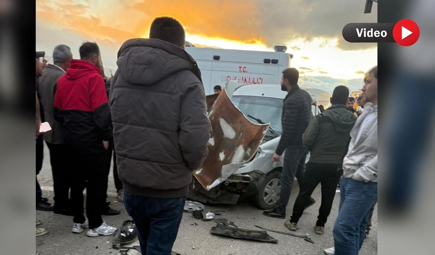 Yüksekova’da Zincirleme Kaza: 2’si ağır 6 Yaralı
