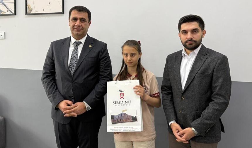 Şemdinlili  Asmin Akbaş Türkiye Birincisi Oldu