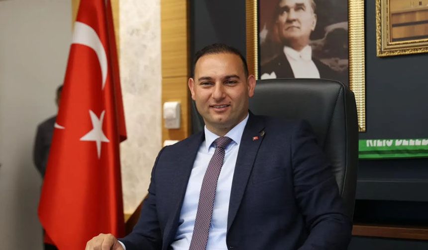 Bir belediye başkanı daha CHP'den istifa etti