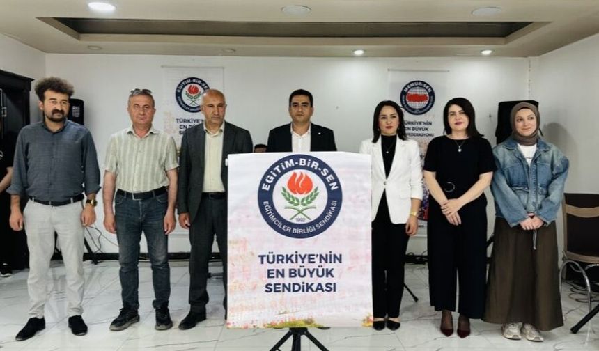 Yüksekova'da eğitimciler buluştu