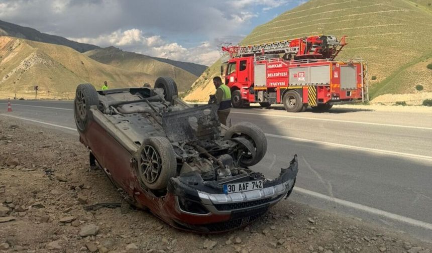 Yüksekova-Hakkari karayolunda kaza: 1 Yaralı
