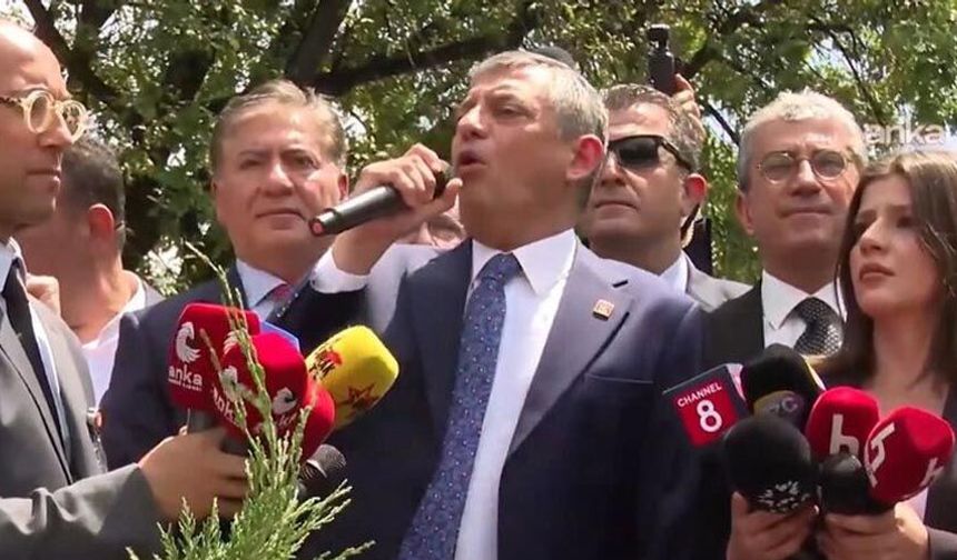 Özgür Özel'den TBMM önünde Kılıçdaroğlu'na sert sözler