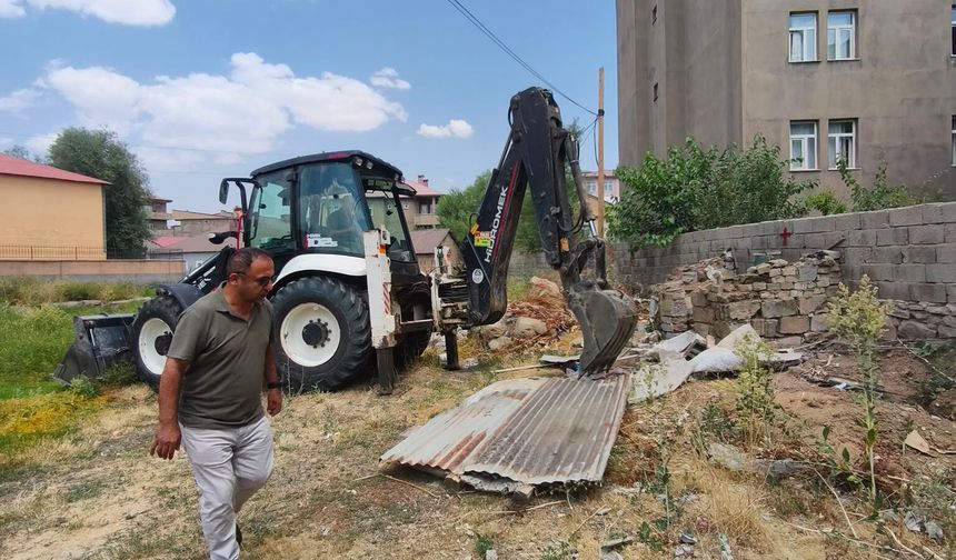 Esenyurt Mahallesi’nde  yeni yol açıldı