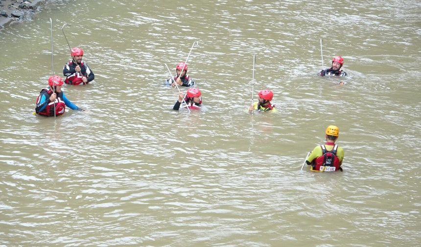 Giresun’da sel: 2 kişi kayboldu