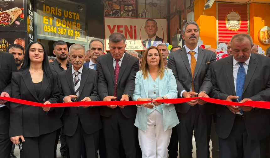 YENİ Parti’nin Hakkari İl Başkanlığı, düzenlenen törenle hizmete girdi