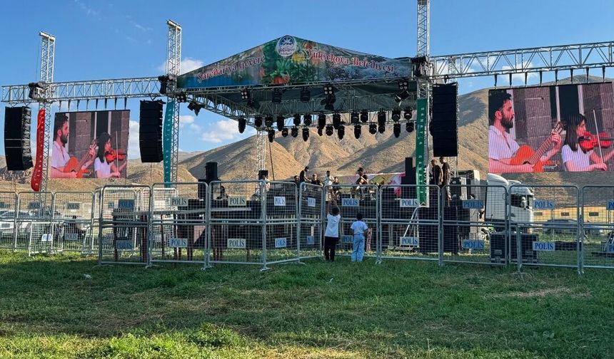 Yüksekova’da 1. Gever Kültür ve Sanat Festivali başladı