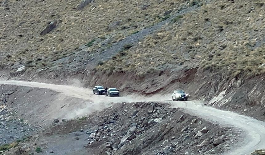 Hakkâri’nin saklı cenneti Cennet-Cehennem Vadisi’nde yol çağrısı