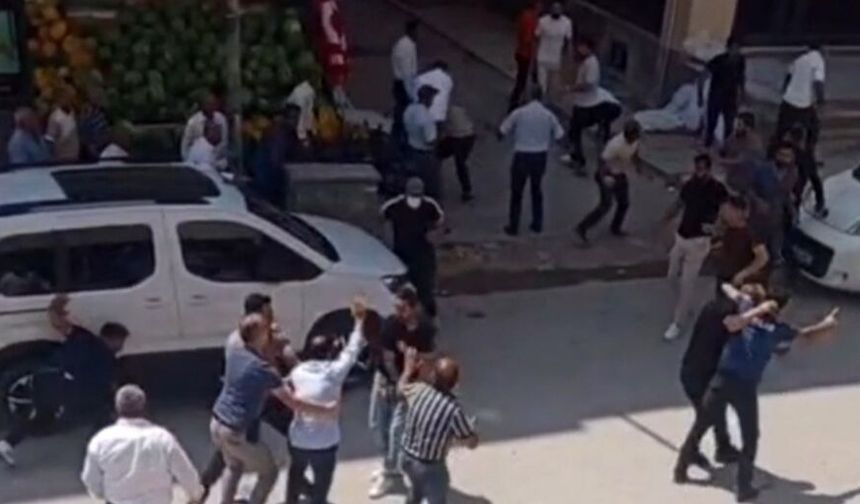 Van’daki kavgada ağır yaralanan genç yaşam mücadelesini kaybetti