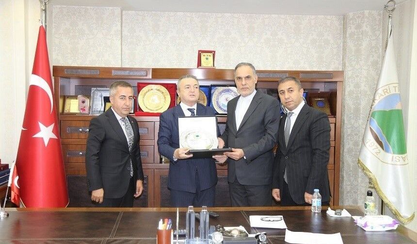 İran Büyükelçisi Habibollahzadeh’ten Hakkâri’de ekonomi temasları