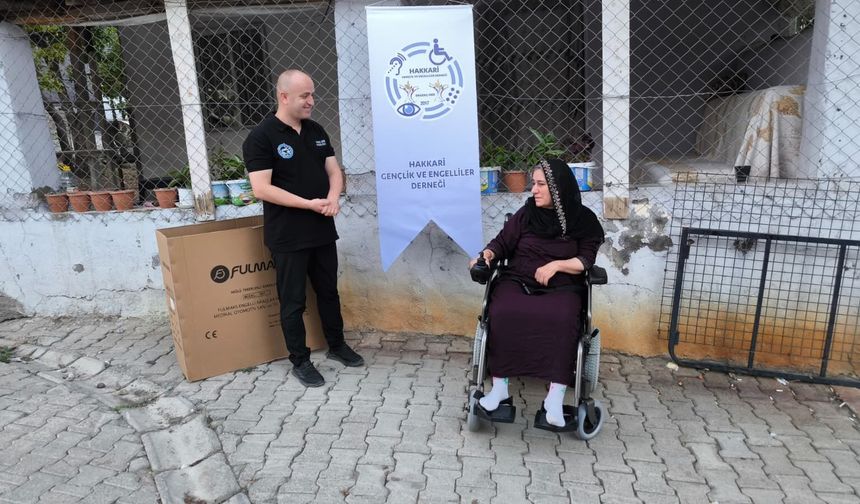 Başkan Aydoğdu'dan 2 Engelli Vatandaşa Daha Akülü Araba Desteği