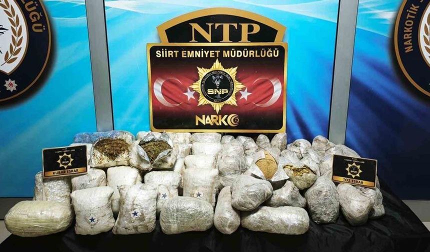 Koyun yünleri içerisine gizlenmiş 37 kilo esrar ele geçirildi