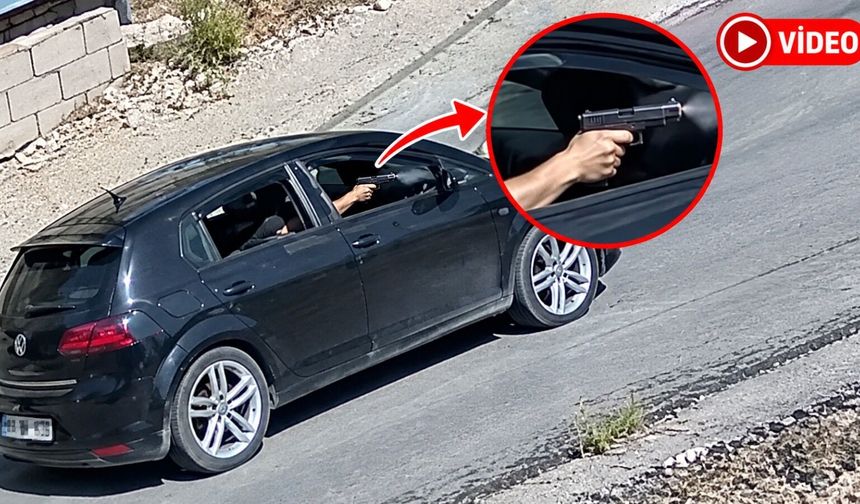 Hakkari’de mahalleye araçtan ateş açıldığı iddiası