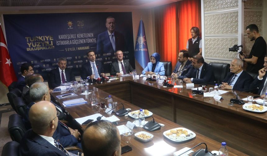 Enerji ve Tabii Kaynaklar Bakanı Alparslan Bayraktar Hakkari'de konuştu!
