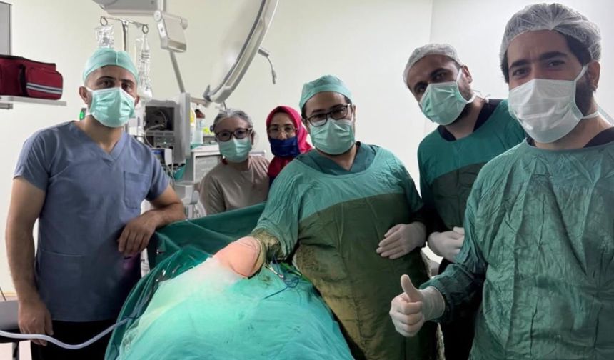 Çukurca’da Kapalı Ameliyat Dönemi Başladı! 4 Günde 8 Operasyon