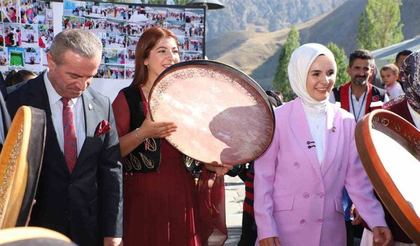 Bakan Göktaş Hakkari’de konuştu: Ailelere yönelik destekler sürecek