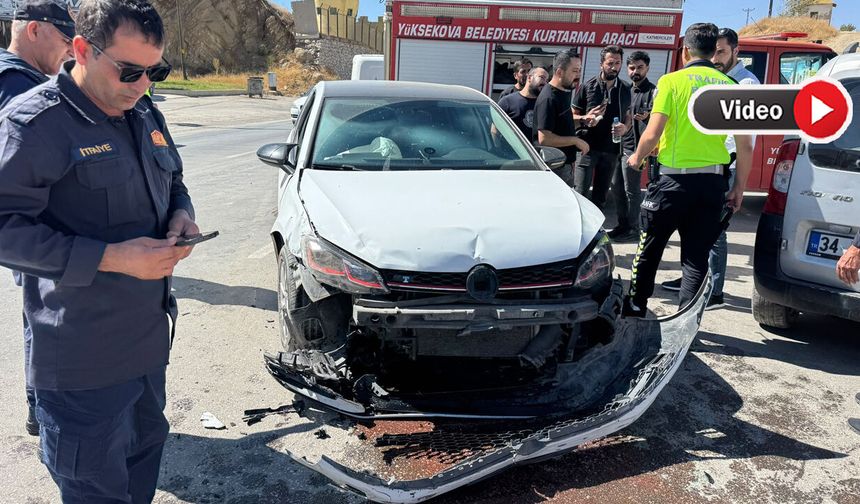 Yüksekova’da trafik kazası : 2 yaralı