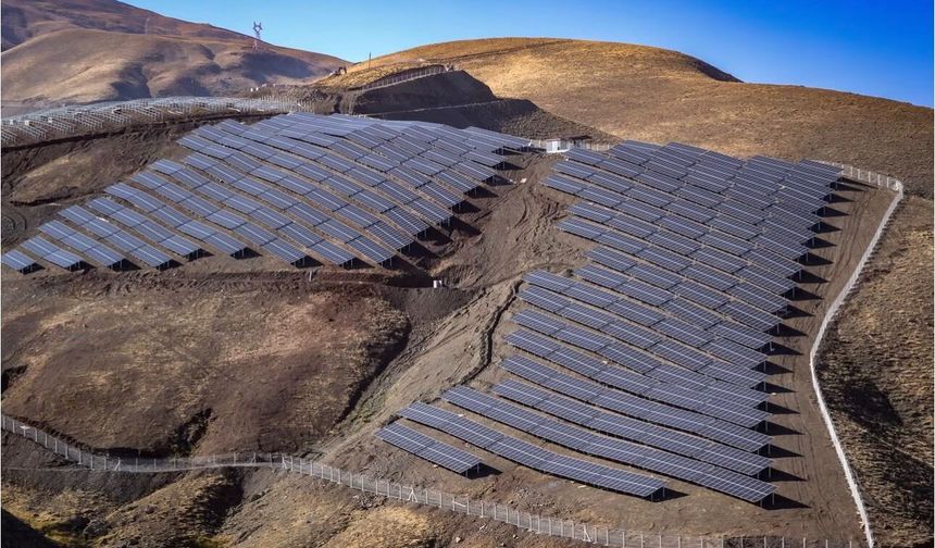 Hakkâri’de 12 megavatlık güneş enerjisi santrali kuruluyor