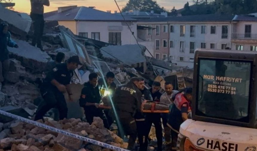 Zonguldak'ta bina çöktü: 1 ölü, 1 yaralı