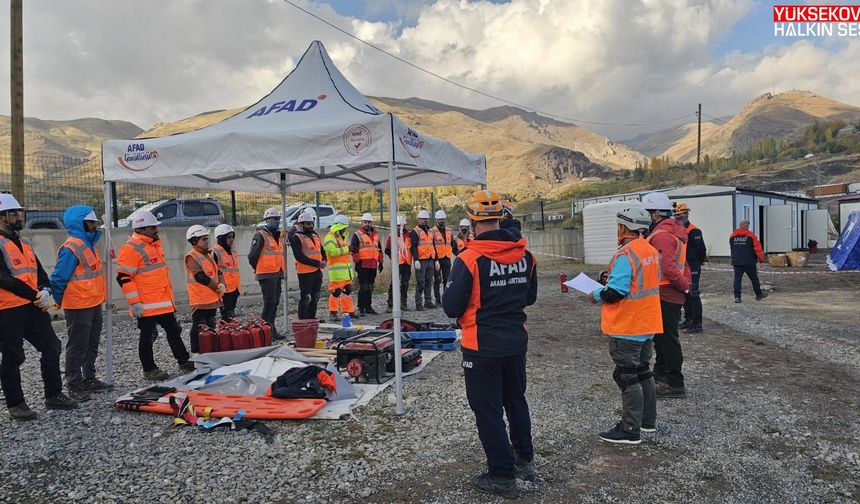 Hakkari’de CİSAD ekibine arama kurtarma eğitimi verildi