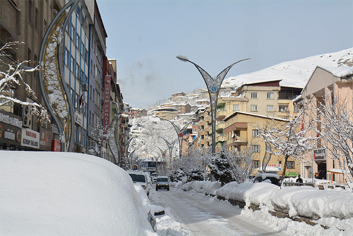 Hakkari'de kar manzaraları