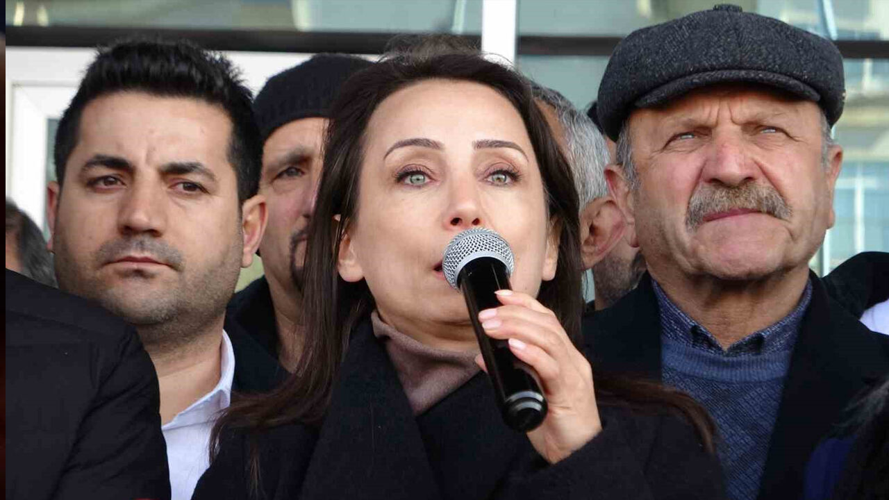 Hatimoğulları’ndan fon çıkışı:“Ucu nereye dokunursa dokunsun araştırılmalı”