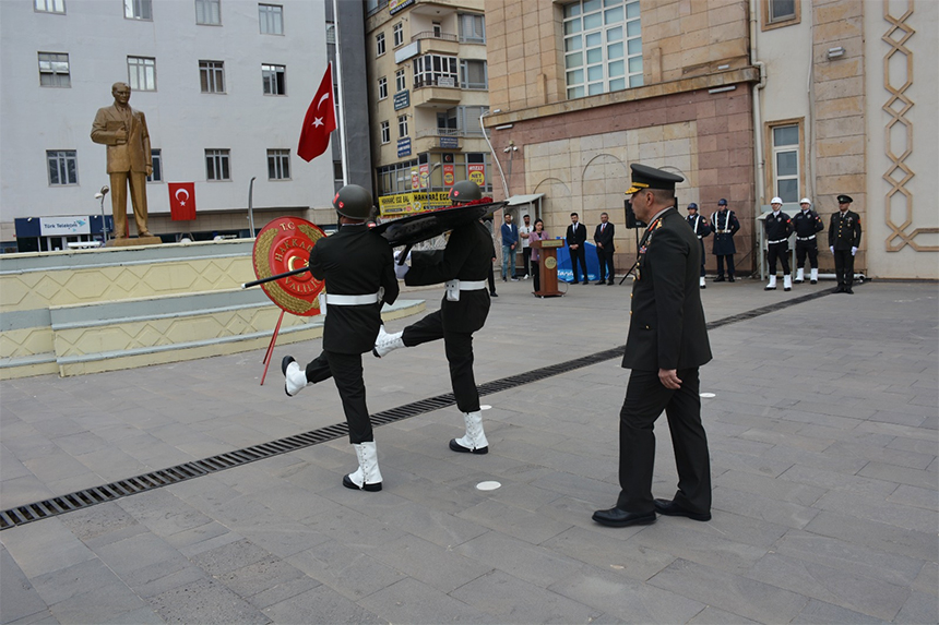 İ 1-118