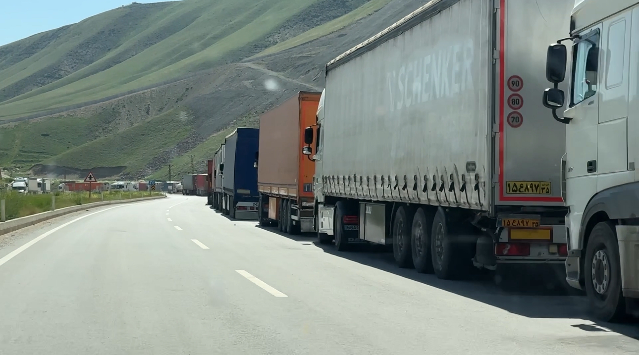 Tır Kuyruğu3